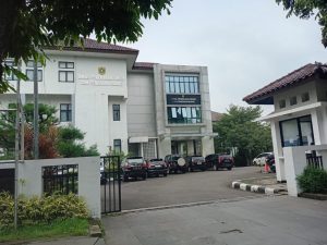 PUPR KABUPATEN BOGOR PILIH BUNGKAM SOAL JALAN RUSAK CITEUREUP SUKAMAKMUR