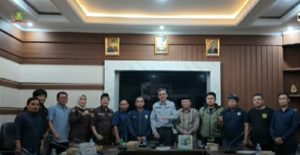 Bahas Buruh Dan Ketenagakerjaan Komisi lll DPRD kota Sukabumi Terima Audensi SABURMUSI