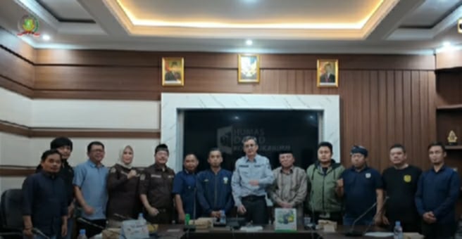 Bahas Buruh Dan Ketenagakerjaan Komisi lll DPRD kota Sukabumi Terima Audensi SABURMUSI