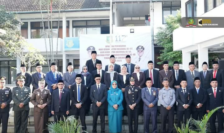 KETUA DPRD KOTA SUKABUMI HADIRI UPACARA HARKITNAS KE-117 DAN HARI KEARSIPAN NASIONAL KE-54