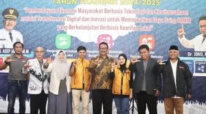 BUPATI LEPAS PESERTA KKN-PPM DAN TEMATIK UNIVERSITAS LINGGABUANA PGRI SUKABUMU TAHUN 2024/2025.