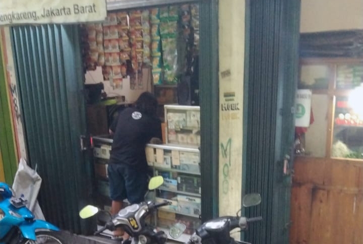 KIOS DI CENGKARENG KETAHUAN JUAL OBAT GOLONGAN G TANPA IZIN, WARGA RESAH