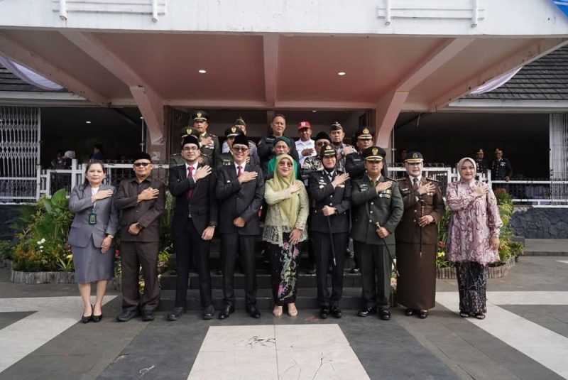 KETUA DPRD KOTA SUKABUMI TUNJUKKAN DUKUNGAN PENUH SAAT PERINGATAN HARI BHAYANGKARA KE-79