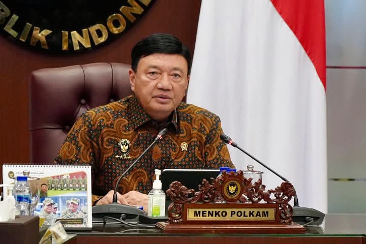 Menko Polkam Pimpin Rapat Darurat Bahas Eskalasi Karhutla Riau