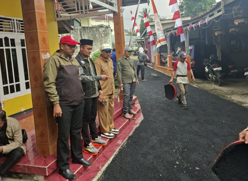 DESA TAMANSARI GENCAR PERBAIKI JALAN DENGAN DANA DESA TAHAP DUA, DORONG AKSES DAN EKONOMI WARGA