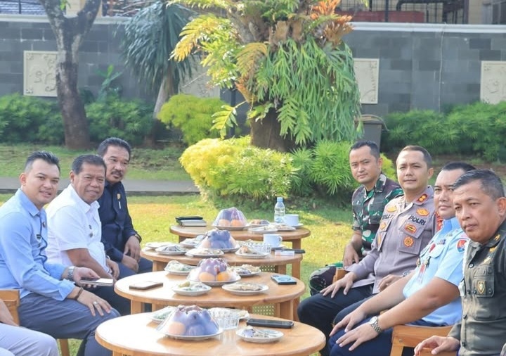 PERKUAT SOLIDITAS, KAPOLRES DAN BUPATI MAJALENGKA GELAR COFFEE MORNING PENUH KEHANGATAN
