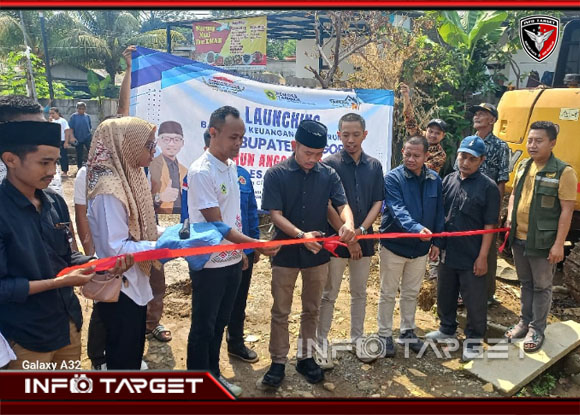 Berkat Dukungan Bupati Rudy Susmanto, Pemdes Tangkil Bangun Jalan dan Drainase